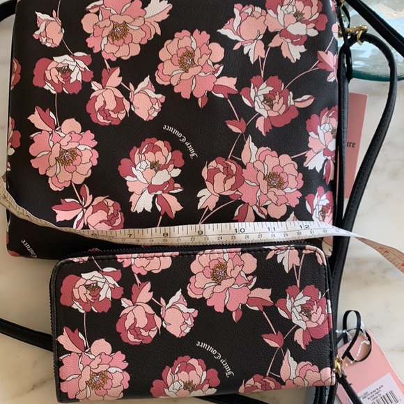 Juicy Couture matching rose black floral crossbody and matching wallet. - Picture 8 of 11